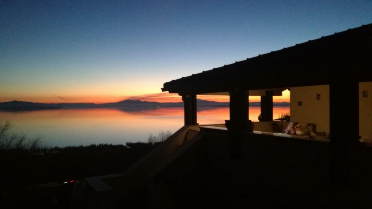 B&B Torre Del Lago Trasimeno Passignano sul Trasimeno Eksteriør bilde
